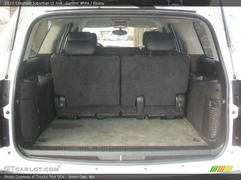 Summit White / Ebony 2010 Chevrolet Suburban LS 4x4
