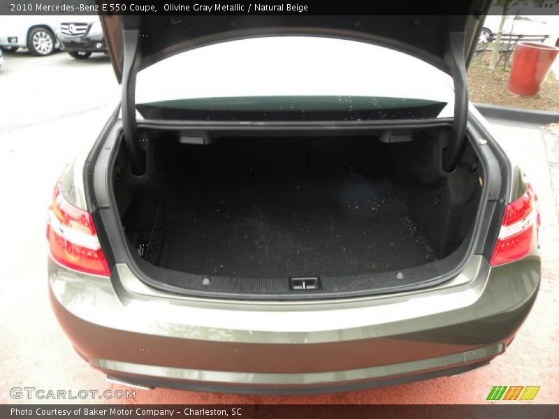 Olivine Gray Metallic / Natural Beige 2010 Mercedes-Benz E 550 Coupe