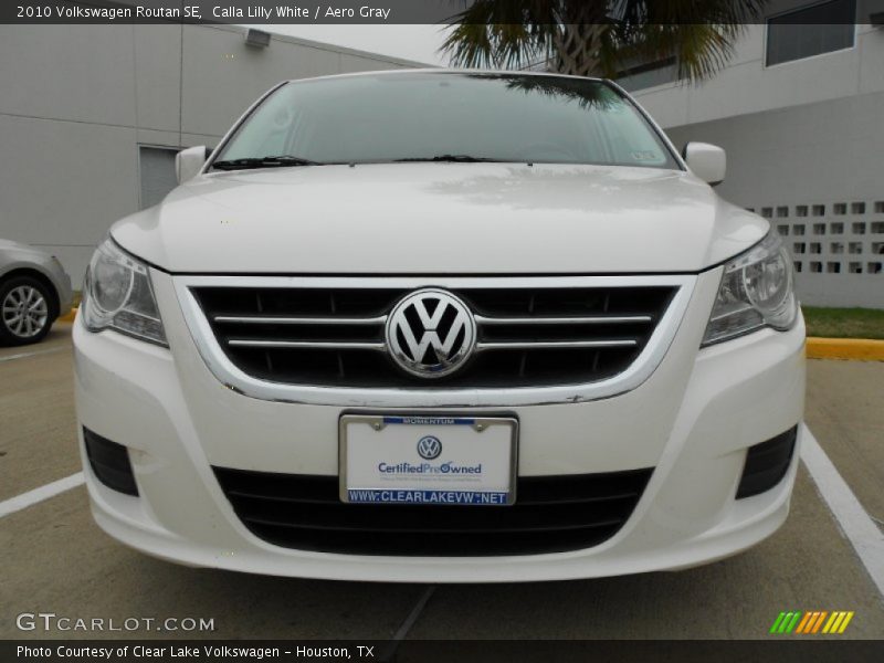 Calla Lilly White / Aero Gray 2010 Volkswagen Routan SE