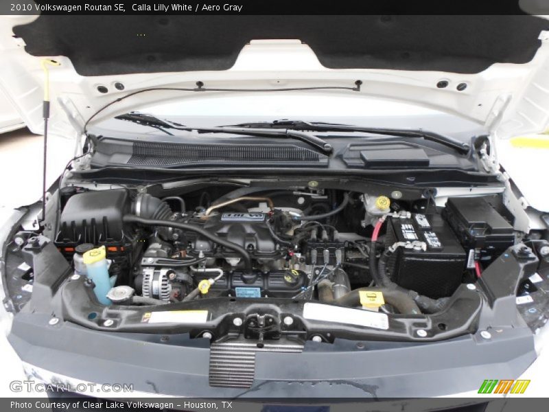 Calla Lilly White / Aero Gray 2010 Volkswagen Routan SE