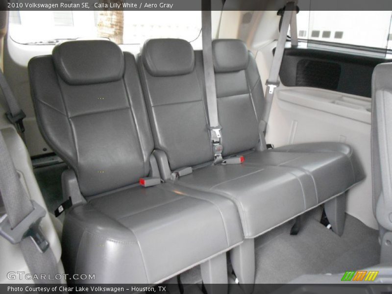 Calla Lilly White / Aero Gray 2010 Volkswagen Routan SE