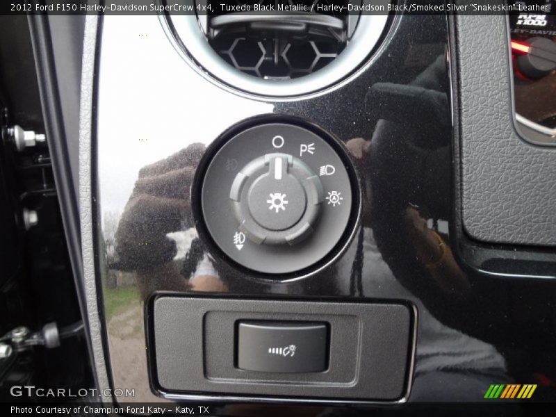 Headlight controls - 2012 Ford F150 Harley-Davidson SuperCrew 4x4