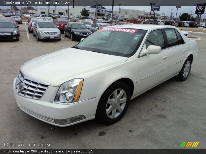 White Lightning / Cashmere 2006 Cadillac DTS