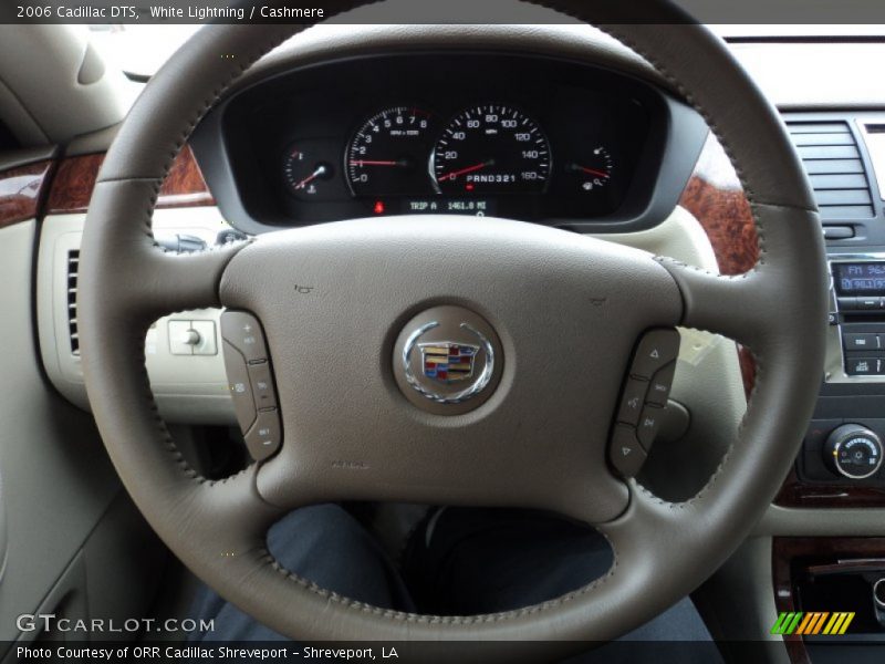 White Lightning / Cashmere 2006 Cadillac DTS