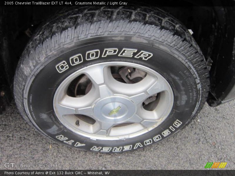 Graystone Metallic / Light Gray 2005 Chevrolet TrailBlazer EXT LT 4x4
