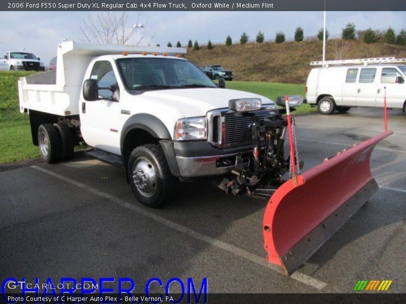Oxford White / Medium Flint 2006 Ford F550 Super Duty XL Regular Cab 4x4 Plow Truck