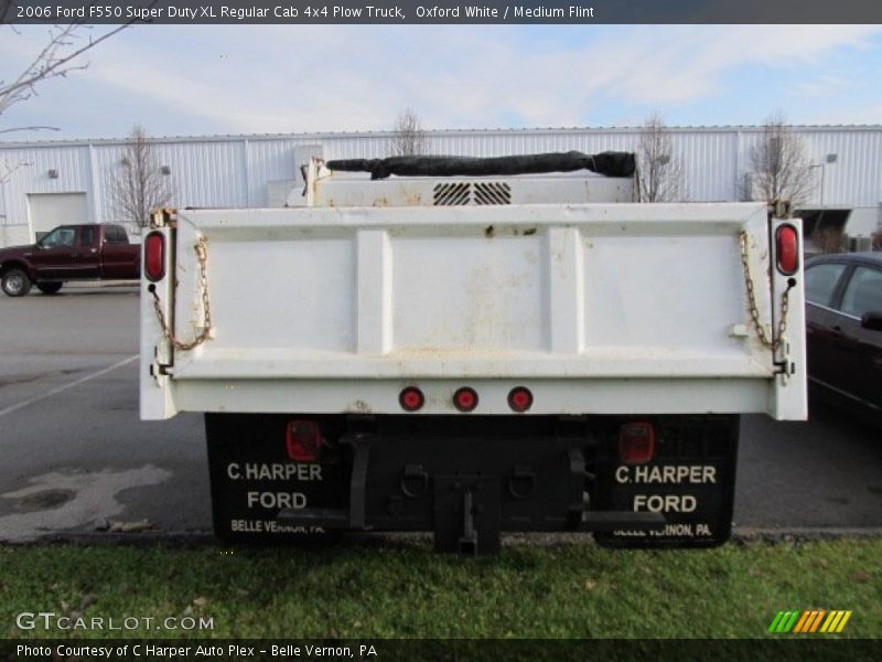 Oxford White / Medium Flint 2006 Ford F550 Super Duty XL Regular Cab 4x4 Plow Truck