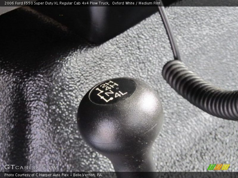 Oxford White / Medium Flint 2006 Ford F550 Super Duty XL Regular Cab 4x4 Plow Truck