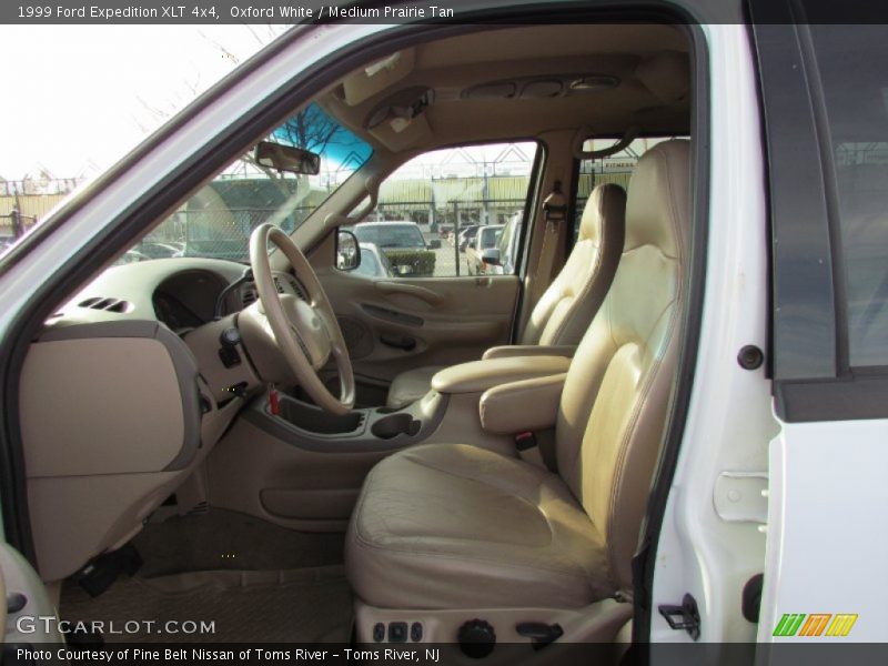 Oxford White / Medium Prairie Tan 1999 Ford Expedition XLT 4x4