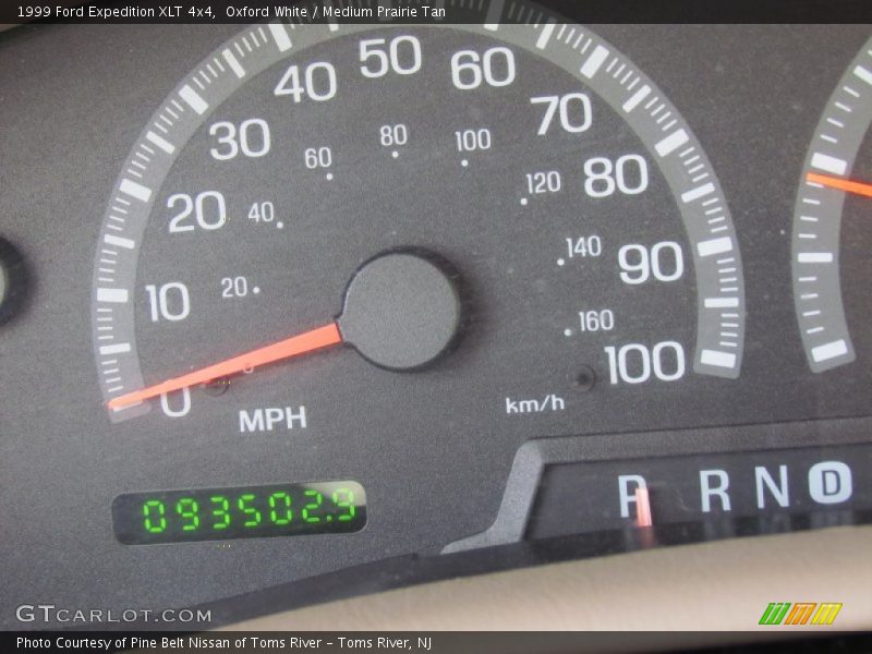 Oxford White / Medium Prairie Tan 1999 Ford Expedition XLT 4x4