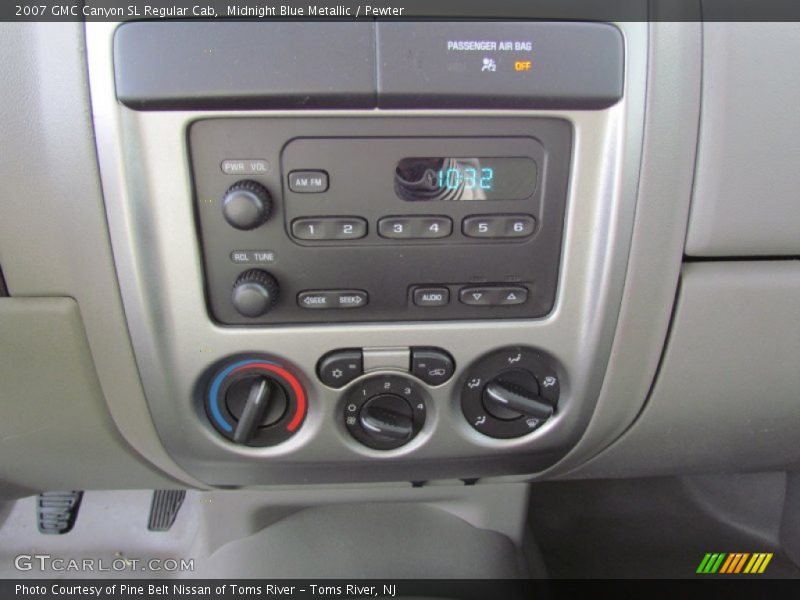 Controls of 2007 Canyon SL Regular Cab