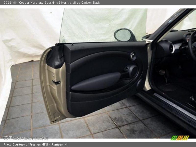 Sparkling Silver Metallic / Carbon Black 2011 Mini Cooper Hardtop