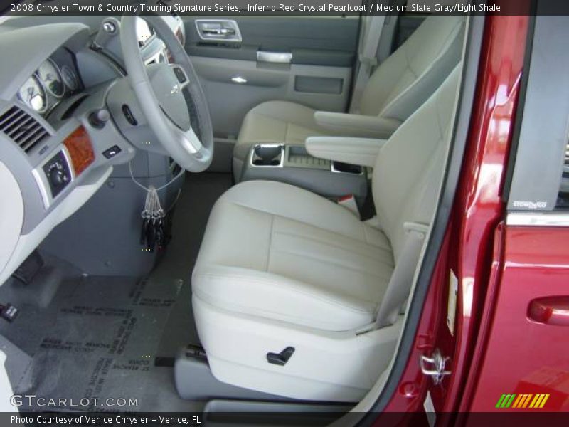 Inferno Red Crystal Pearlcoat / Medium Slate Gray/Light Shale 2008 Chrysler Town & Country Touring Signature Series