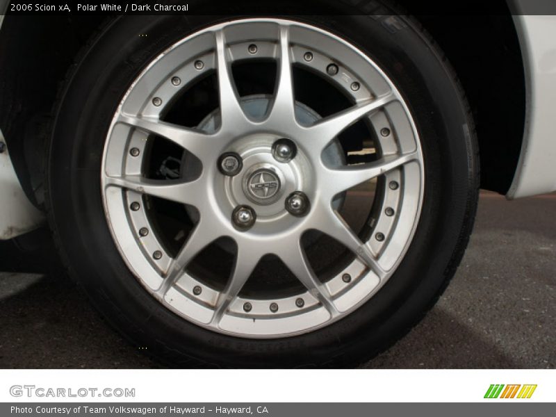 Polar White / Dark Charcoal 2006 Scion xA