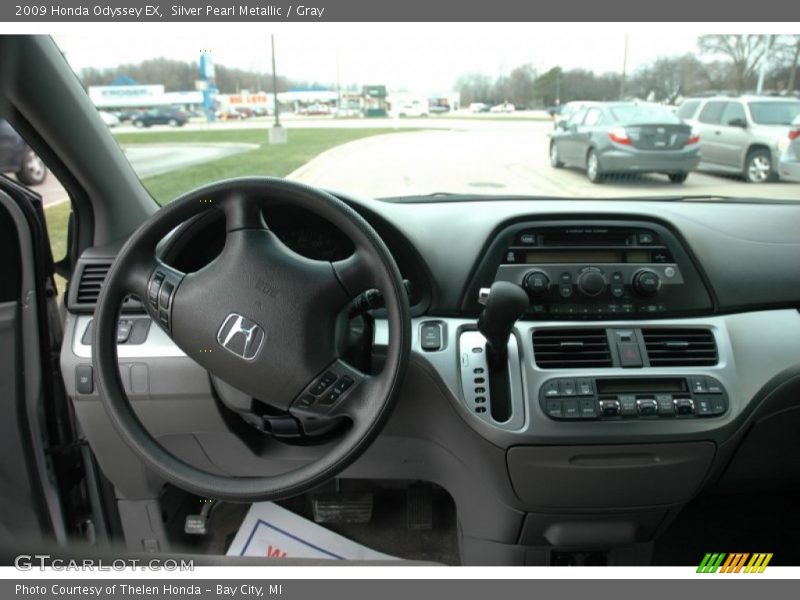 Silver Pearl Metallic / Gray 2009 Honda Odyssey EX