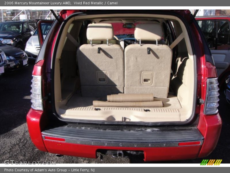 Vivid Red Metallic / Camel 2006 Mercury Mountaineer Luxury AWD