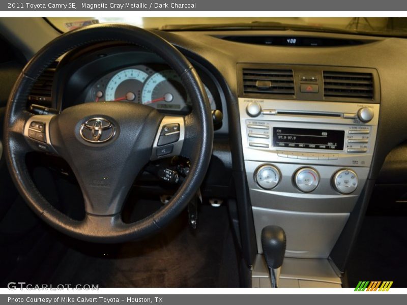 Magnetic Gray Metallic / Dark Charcoal 2011 Toyota Camry SE