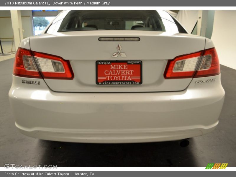 Dover White Pearl / Medium Gray 2010 Mitsubishi Galant FE