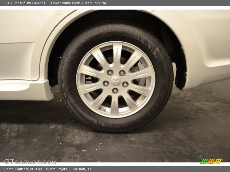 Dover White Pearl / Medium Gray 2010 Mitsubishi Galant FE