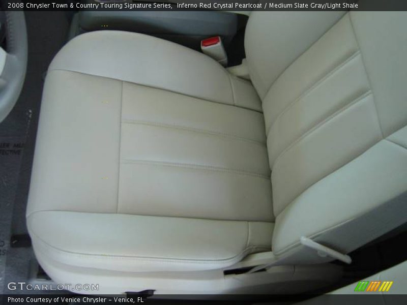 Inferno Red Crystal Pearlcoat / Medium Slate Gray/Light Shale 2008 Chrysler Town & Country Touring Signature Series