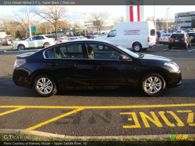 Super Black / Charcoal 2011 Nissan Altima 2.5 S