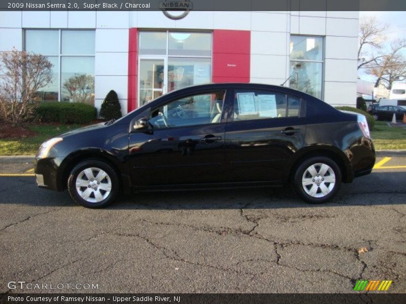 Super Black / Charcoal 2009 Nissan Sentra 2.0