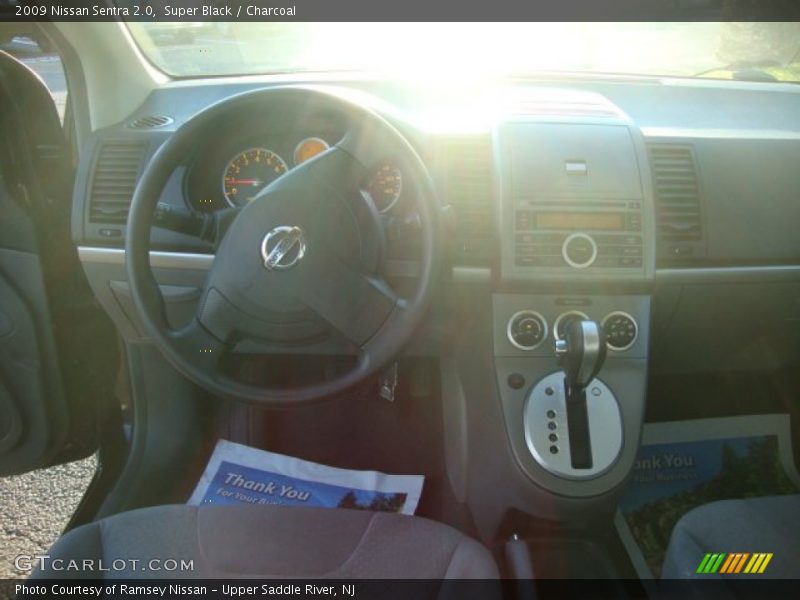 Super Black / Charcoal 2009 Nissan Sentra 2.0