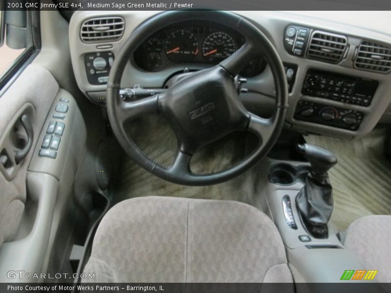 Dashboard of 2001 Jimmy SLE 4x4