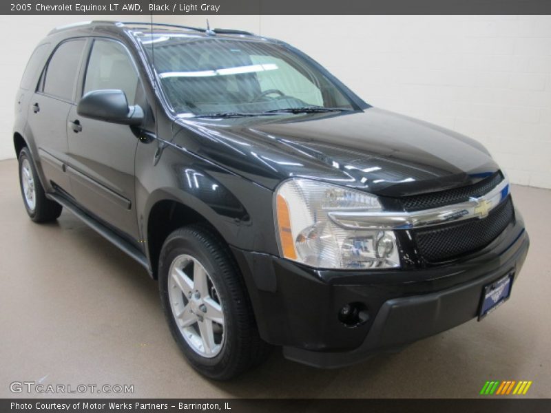 Black / Light Gray 2005 Chevrolet Equinox LT AWD