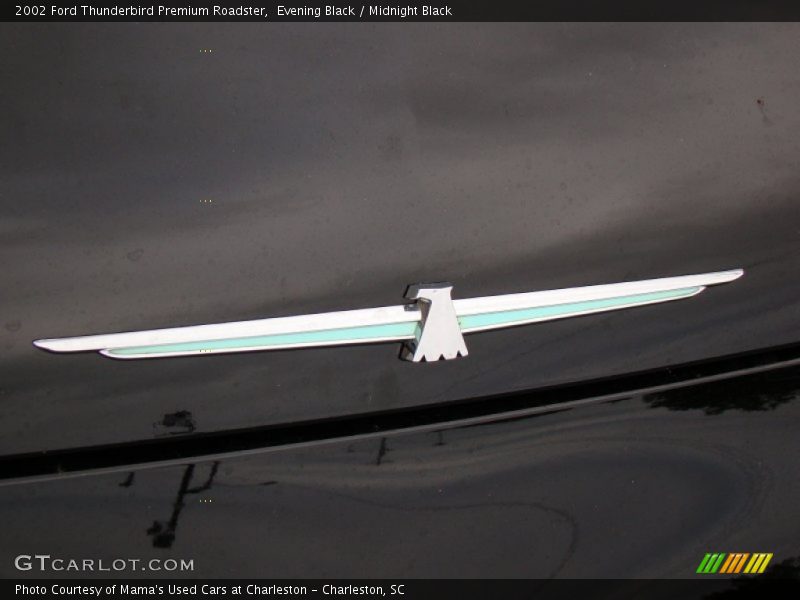  2002 Thunderbird Premium Roadster Logo