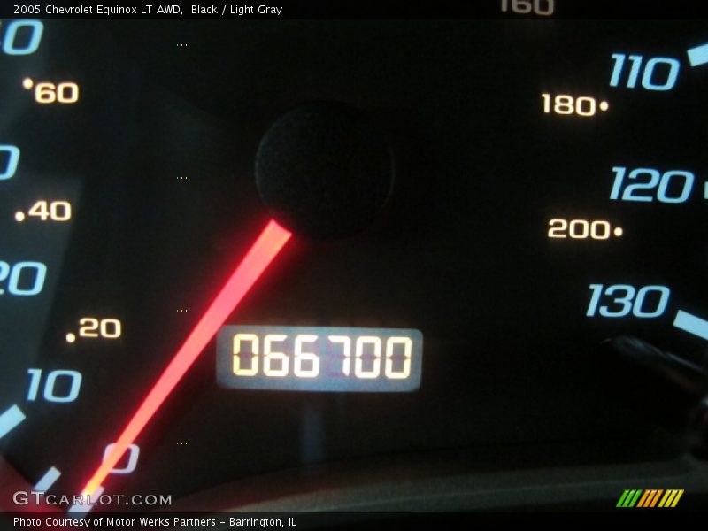 Black / Light Gray 2005 Chevrolet Equinox LT AWD