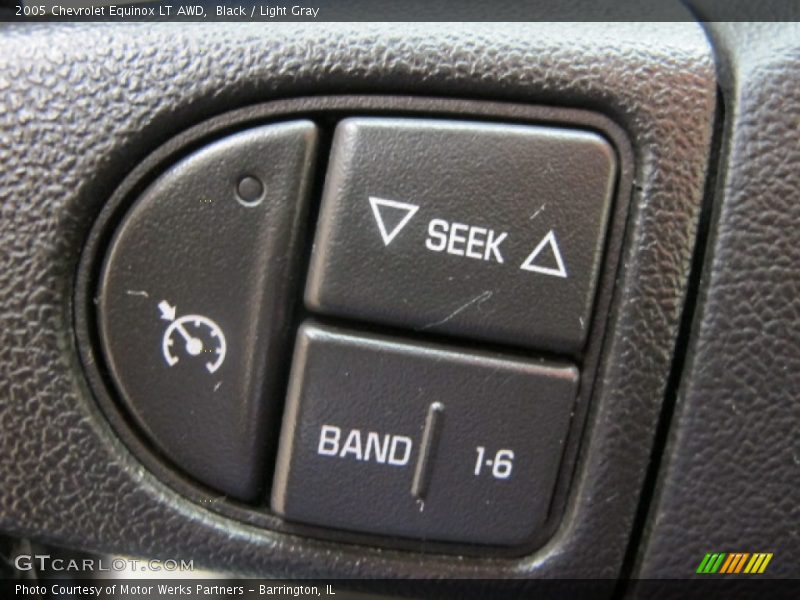 Black / Light Gray 2005 Chevrolet Equinox LT AWD