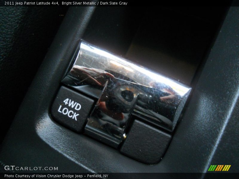 Bright Silver Metallic / Dark Slate Gray 2011 Jeep Patriot Latitude 4x4