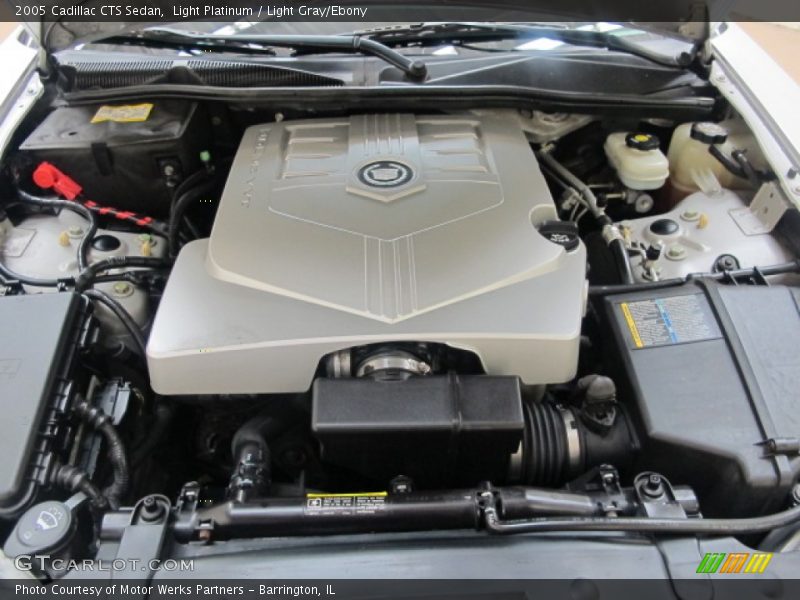 Light Platinum / Light Gray/Ebony 2005 Cadillac CTS Sedan
