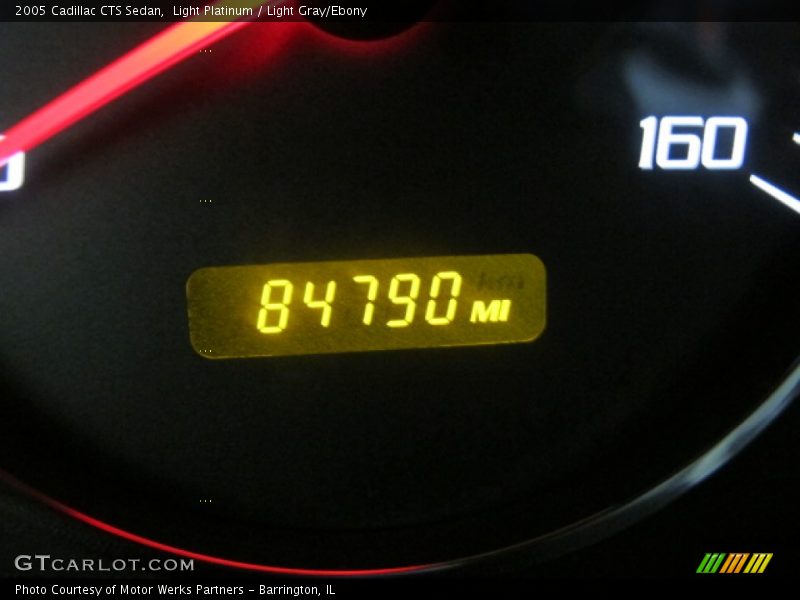 Light Platinum / Light Gray/Ebony 2005 Cadillac CTS Sedan