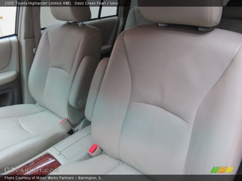 Oasis Green Pearl / Ivory 2005 Toyota Highlander Limited 4WD