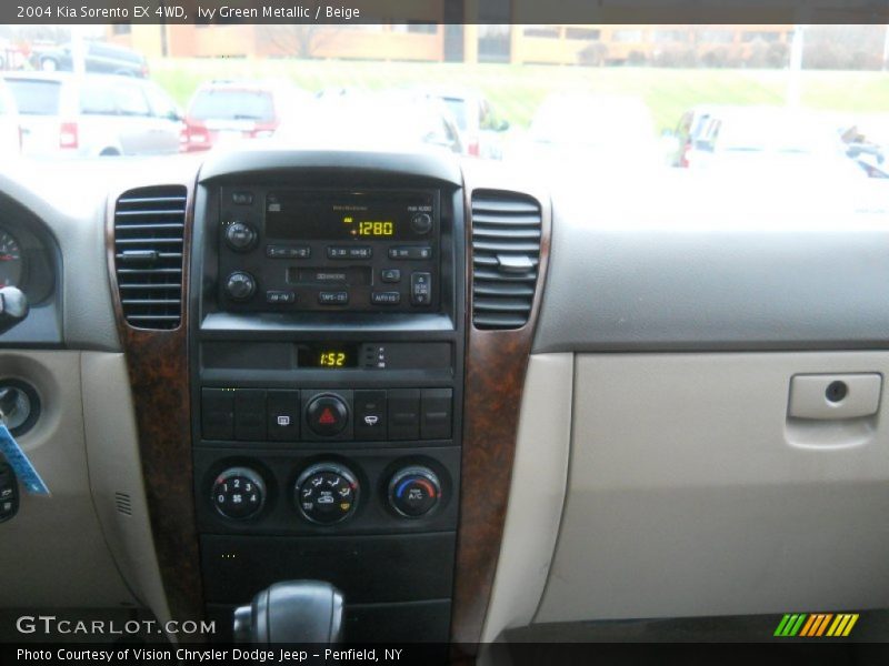 Ivy Green Metallic / Beige 2004 Kia Sorento EX 4WD
