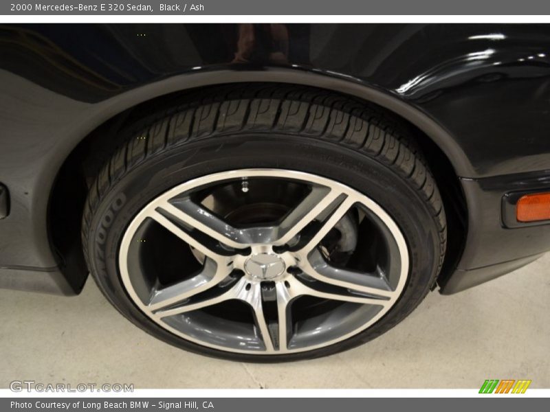 Black / Ash 2000 Mercedes-Benz E 320 Sedan