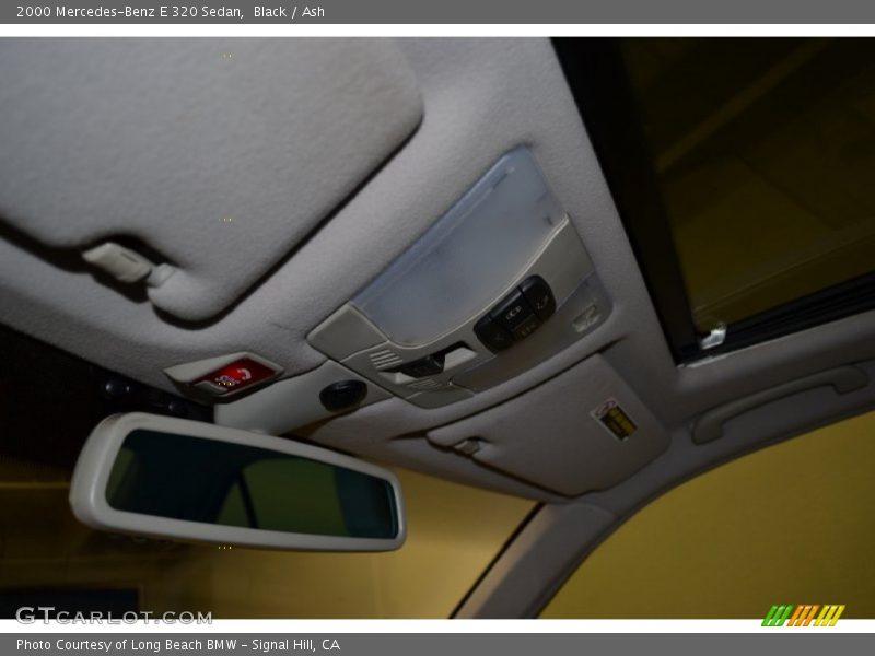 Black / Ash 2000 Mercedes-Benz E 320 Sedan