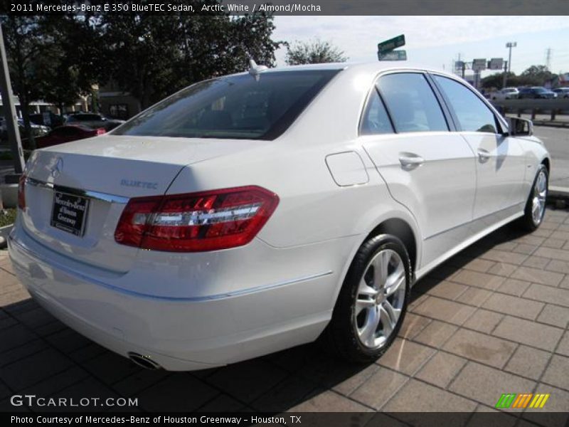 Arctic White / Almond/Mocha 2011 Mercedes-Benz E 350 BlueTEC Sedan