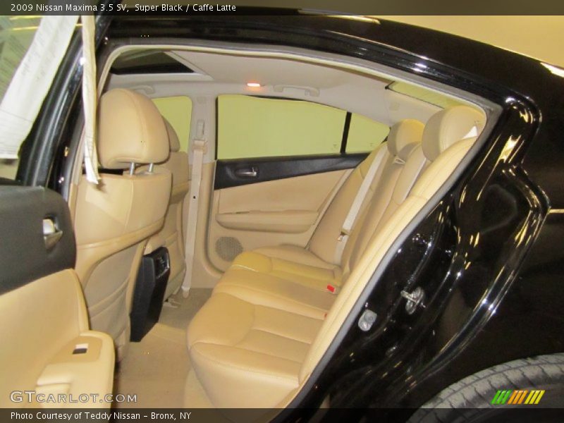 Super Black / Caffe Latte 2009 Nissan Maxima 3.5 SV