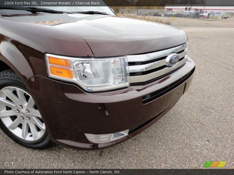 Cinnamon Metallic / Charcoal Black 2009 Ford Flex SEL