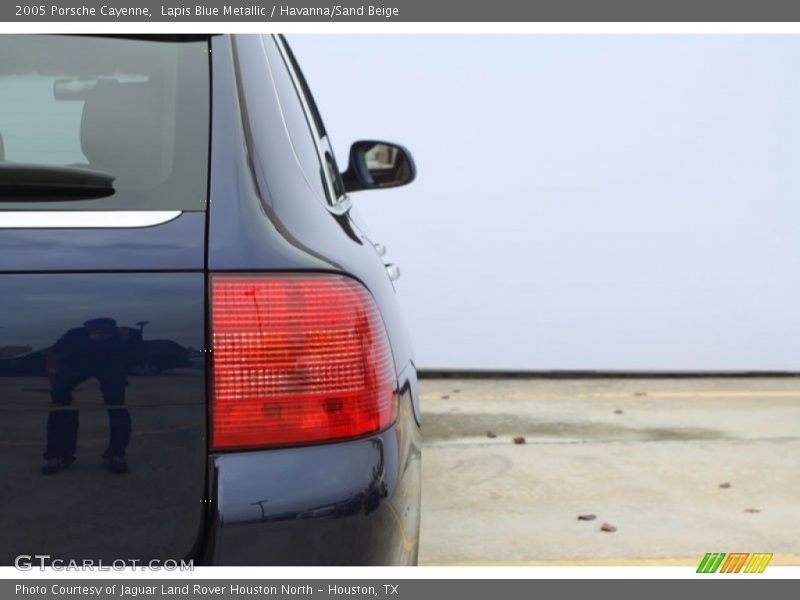 Lapis Blue Metallic / Havanna/Sand Beige 2005 Porsche Cayenne