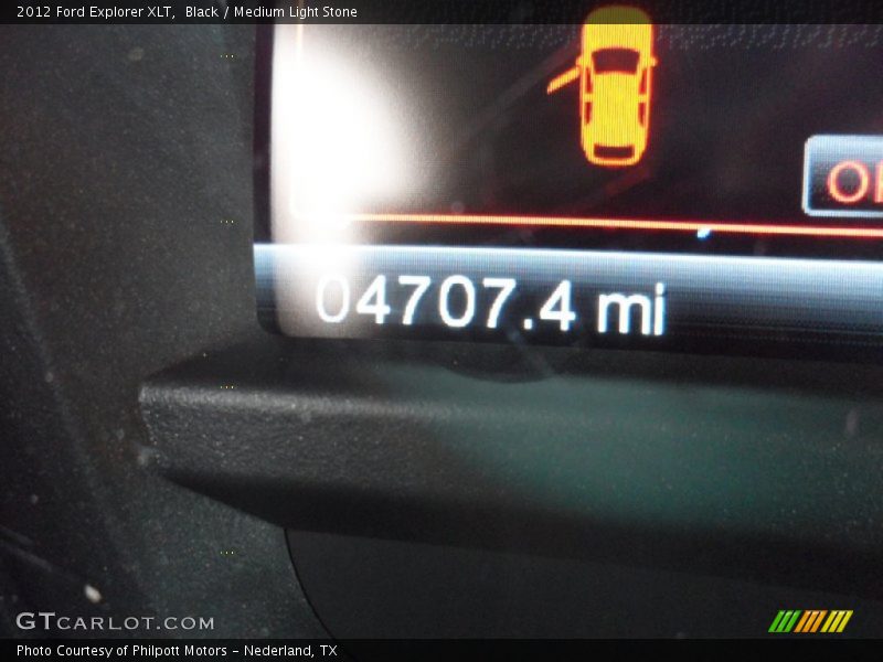 Black / Medium Light Stone 2012 Ford Explorer XLT