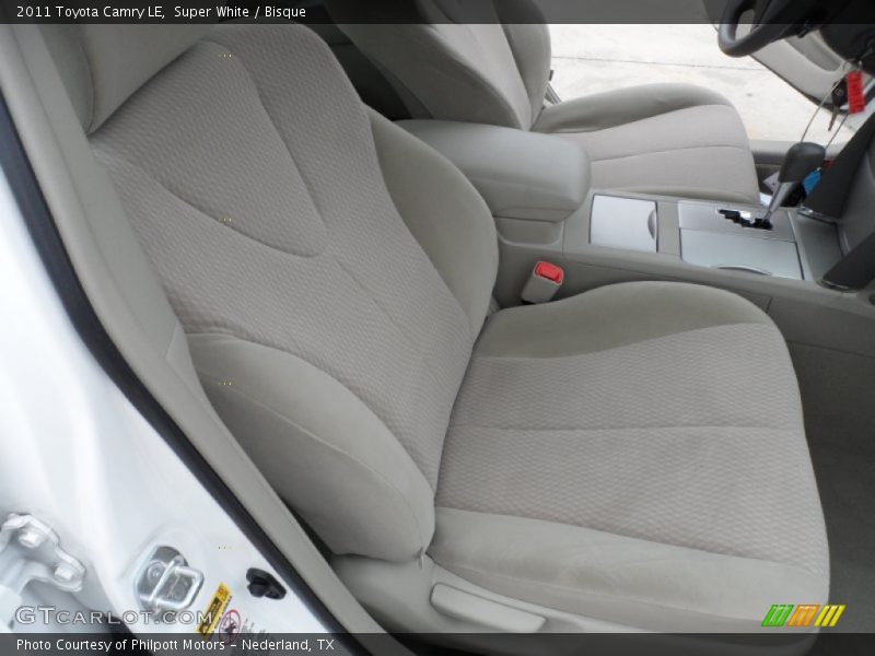 Super White / Bisque 2011 Toyota Camry LE