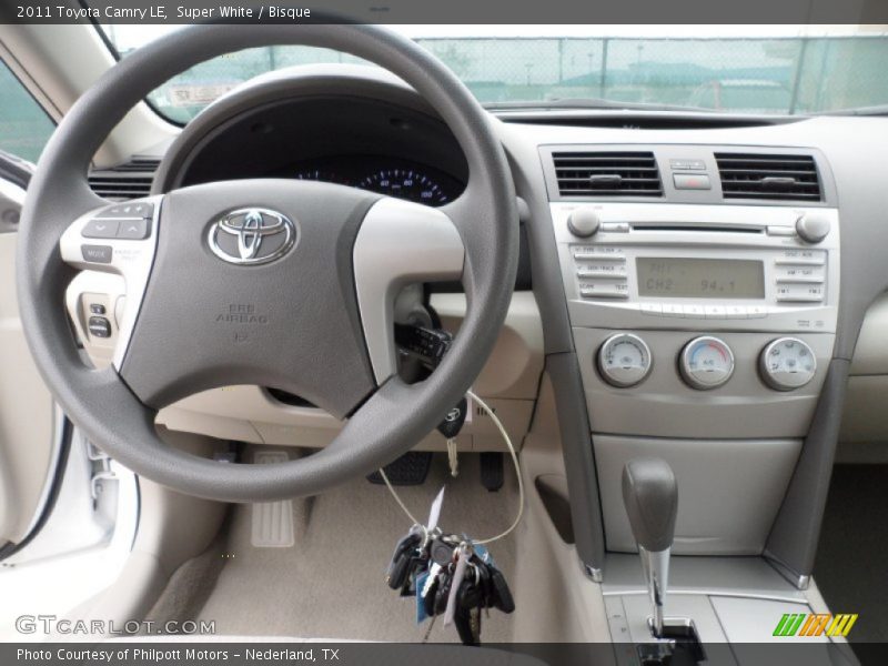 Super White / Bisque 2011 Toyota Camry LE