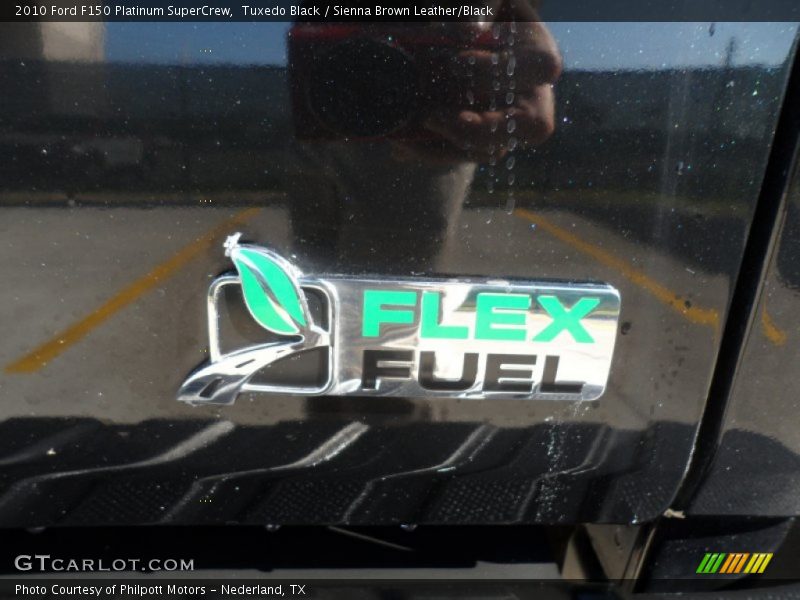  2010 F150 Platinum SuperCrew Logo