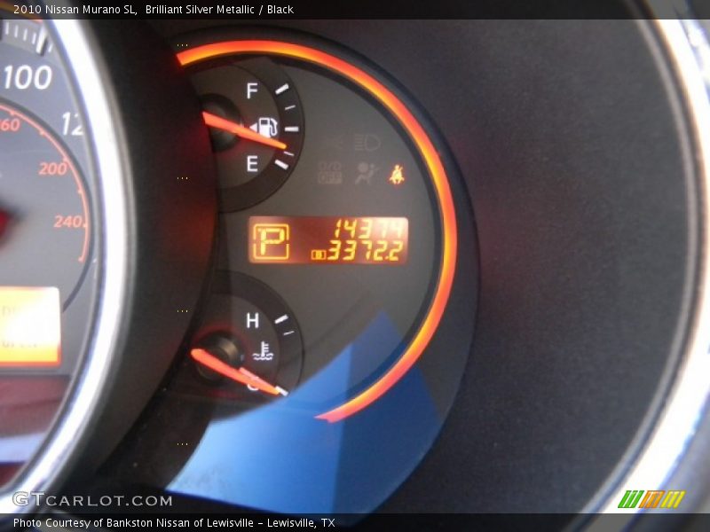 Brilliant Silver Metallic / Black 2010 Nissan Murano SL