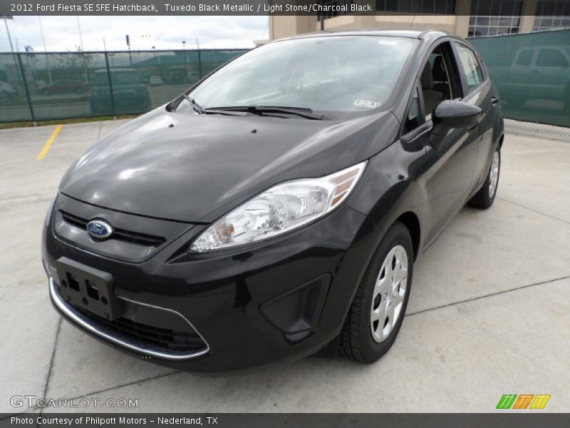 Front 3/4 View of 2012 Fiesta SE SFE Hatchback