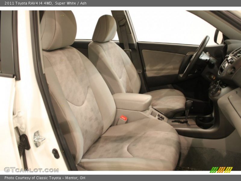 Super White / Ash 2011 Toyota RAV4 I4 4WD